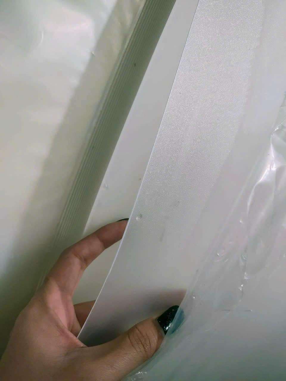 Tấm nhựa mờ làm thủ công trang trí đám cưới