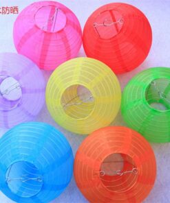 Đèn lồng vải trang trí đám cưới