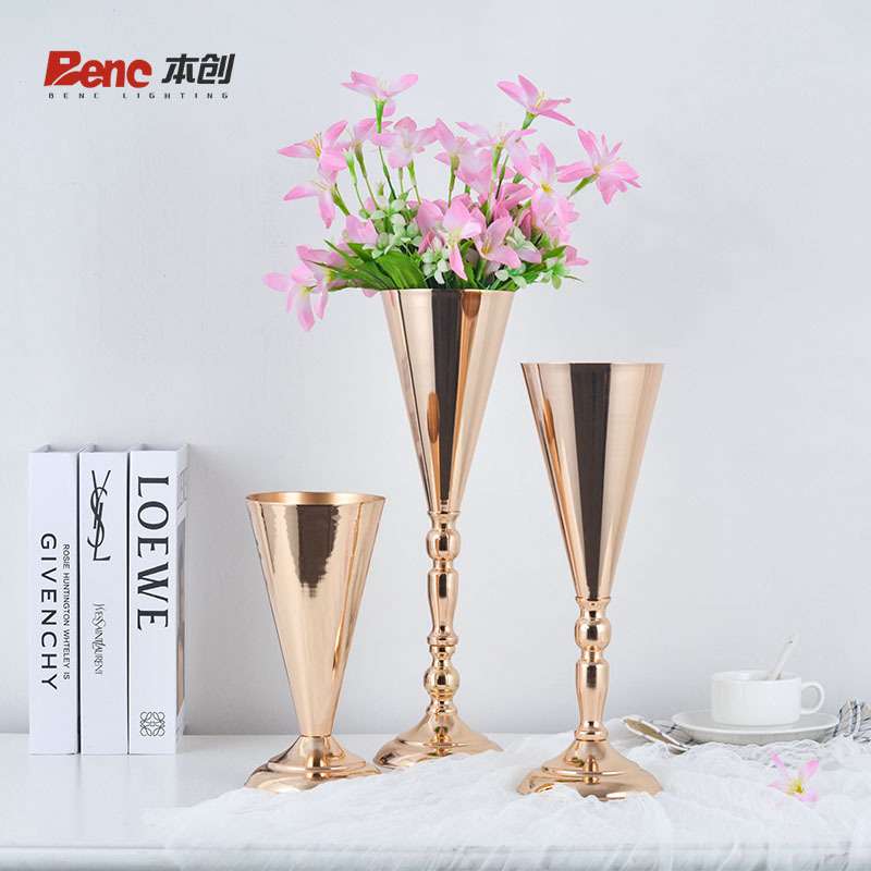 Trụ hoa hình phễu 3 kích thước trang trí đám cưới