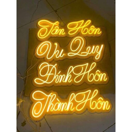 Bảng chữ Neon trang trí đám cưới
