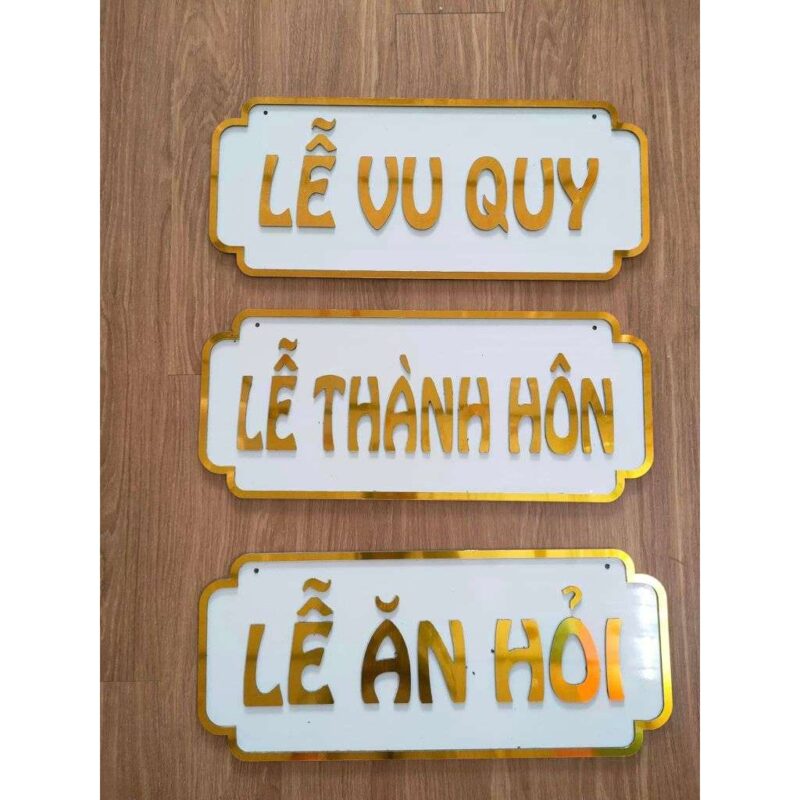 Bảng treo cổng đám cưới