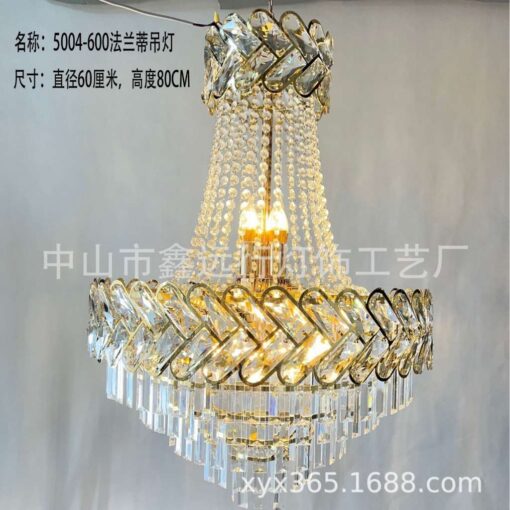 Đèn chùm trang trí đám cưới viền thuỷ tinh