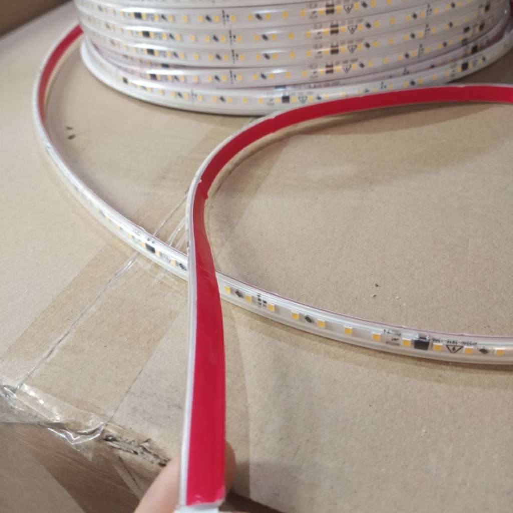Dây led dán 220v trang trí đám cưới
